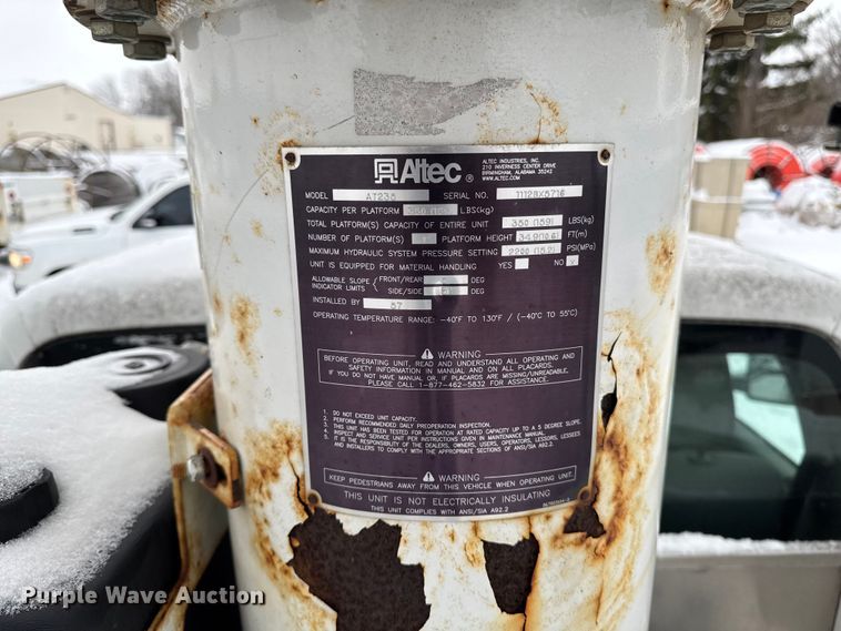 CAMIóN CON CANASTILLA 2012 FORD ALTEC