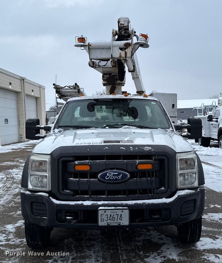 image for item EA2134 2012 Ford F450 Super Duty bucket truck