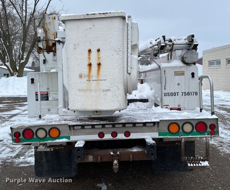 image for item EA2134 2012 Ford F450 Super Duty bucket truck