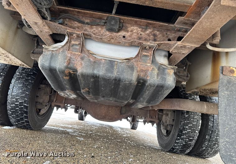 image for item EA2134 2012 Ford F450 Super Duty bucket truck