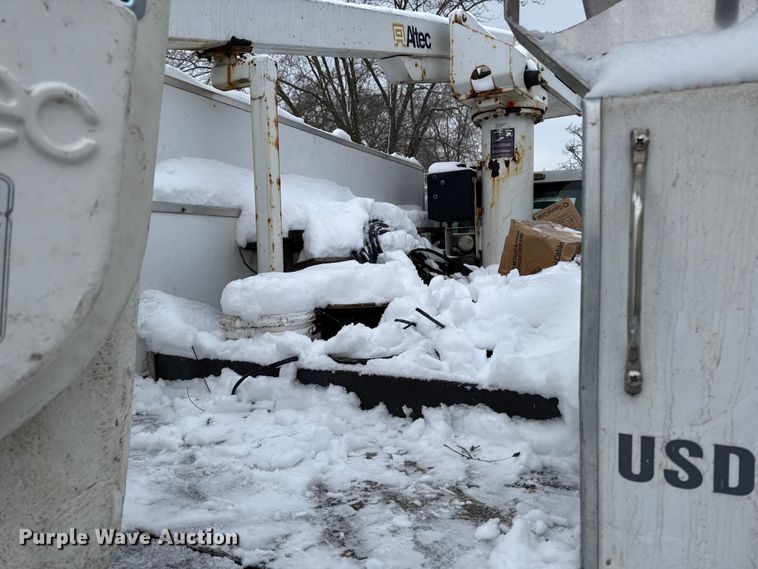 image for item EA2134 2012 Ford F450 Super Duty bucket truck