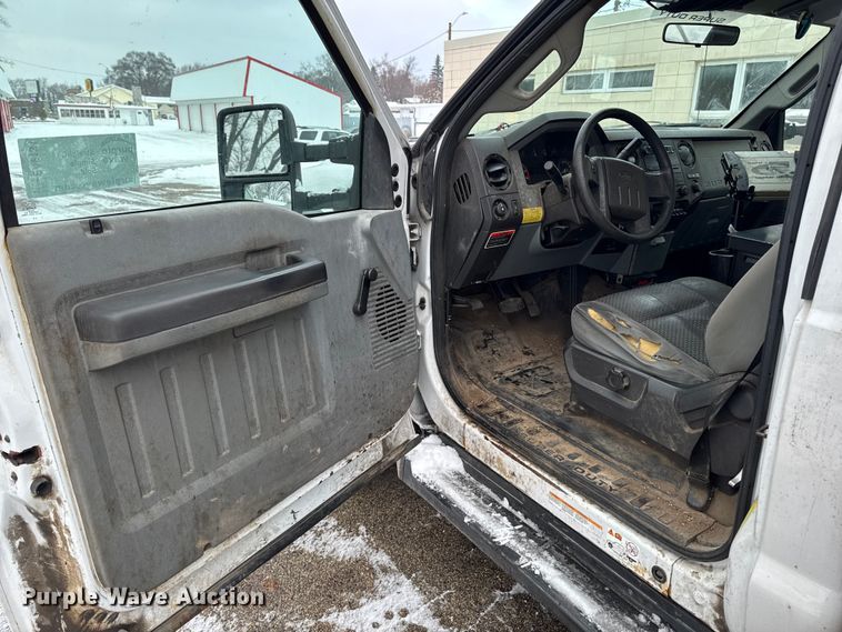 image for item EA2134 2012 Ford F450 Super Duty bucket truck