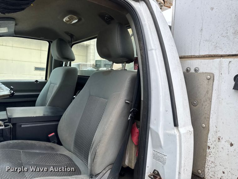 image for item EA2134 2012 Ford F450 Super Duty bucket truck