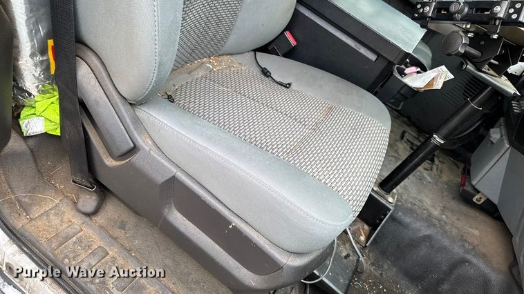 image for item EA2134 2012 Ford F450 Super Duty bucket truck