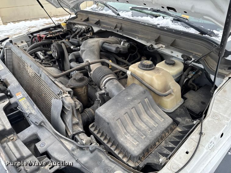 image for item EA2134 2012 Ford F450 Super Duty bucket truck