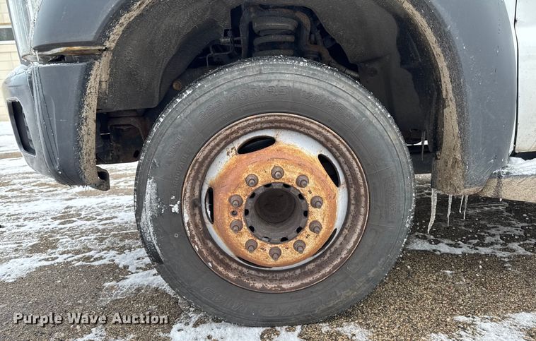 image for item EA2134 2012 Ford F450 Super Duty bucket truck