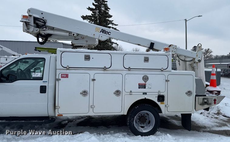 image for item EA2135 2012 Ford F450  bucket truck