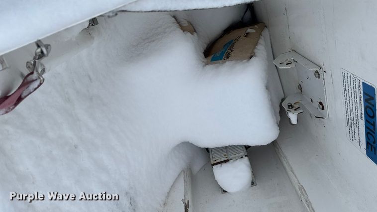 image for item EA2135 2012 Ford F450  bucket truck