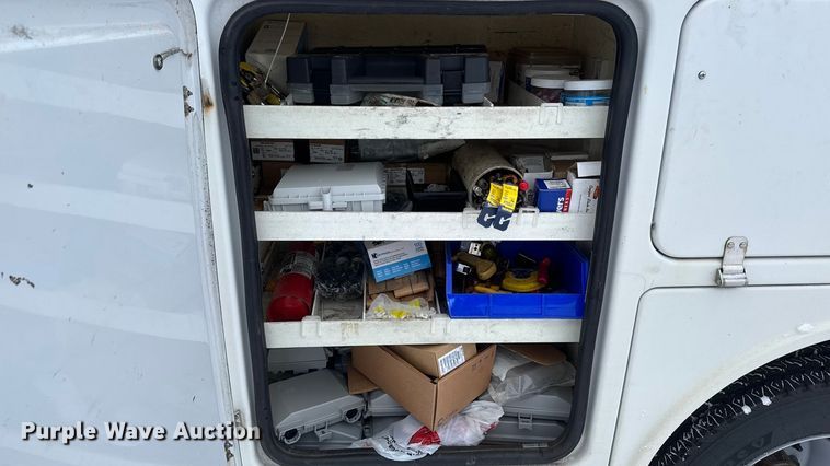 image for item EA2135 2012 Ford F450  bucket truck