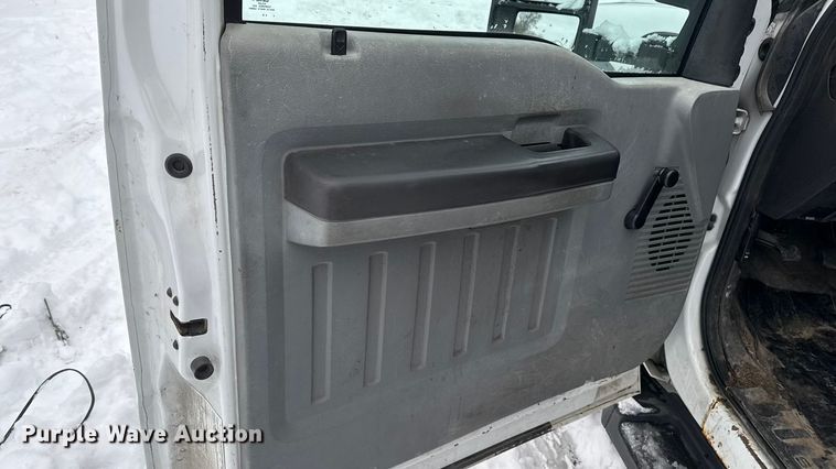 image for item EA2135 2012 Ford F450  bucket truck