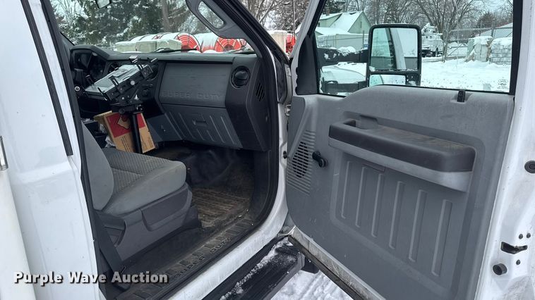 image for item EA2135 2012 Ford F450  bucket truck