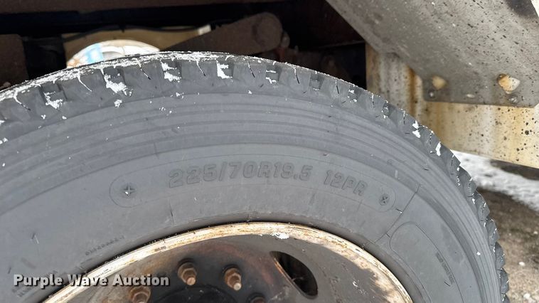 image for item EA2135 2012 Ford F450  bucket truck