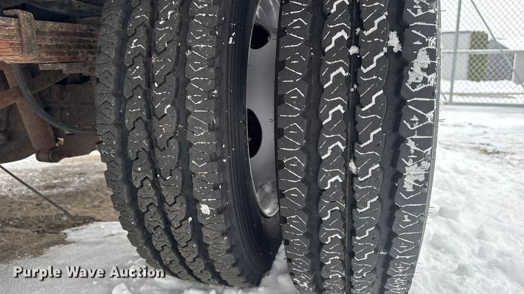 image for item EA2135 2012 Ford F450  bucket truck