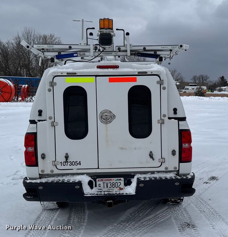 image for item EA2136 2017 Chevrolet Silverado pickup truck