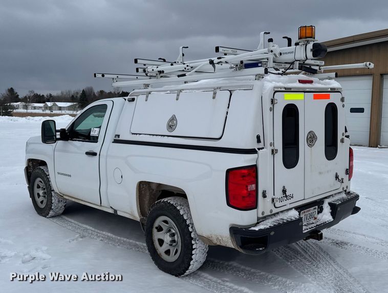 image for item EA2136 2017 Chevrolet Silverado pickup truck