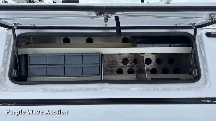 image for item EA2136 2017 Chevrolet Silverado pickup truck