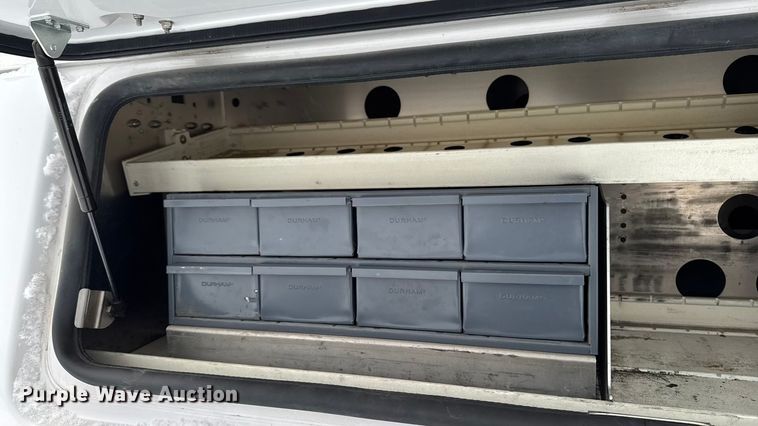 image for item EA2136 2017 Chevrolet Silverado pickup truck