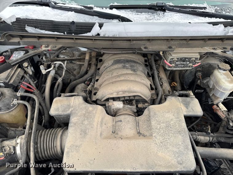 image for item EA2136 2017 Chevrolet Silverado pickup truck