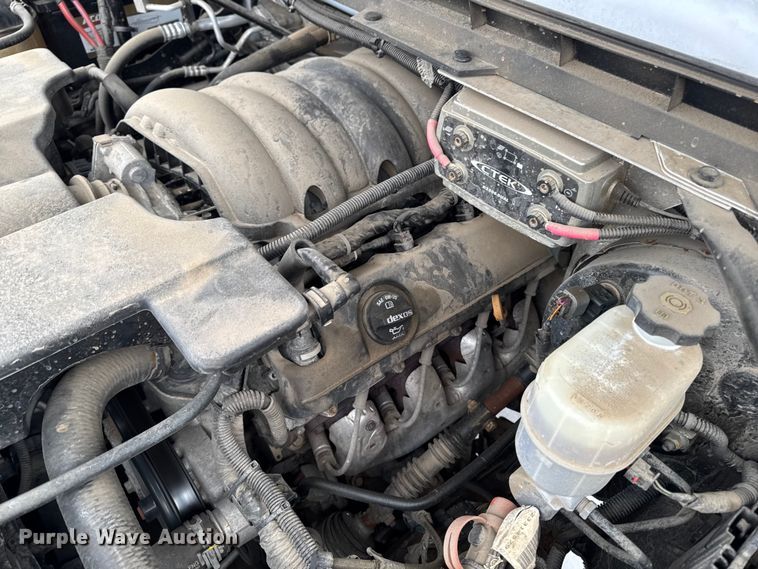 image for item EA2136 2017 Chevrolet Silverado pickup truck