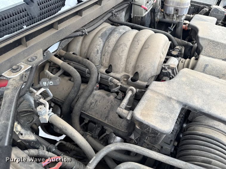 image for item EA2136 2017 Chevrolet Silverado pickup truck