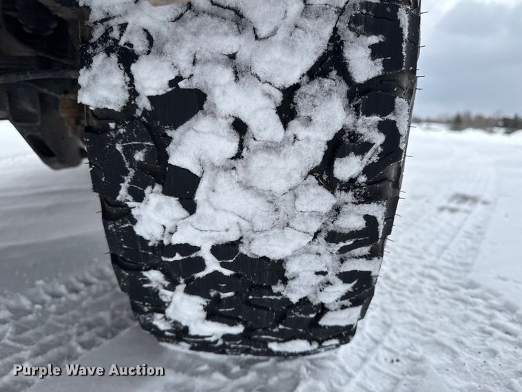 image for item EA2136 2017 Chevrolet Silverado pickup truck