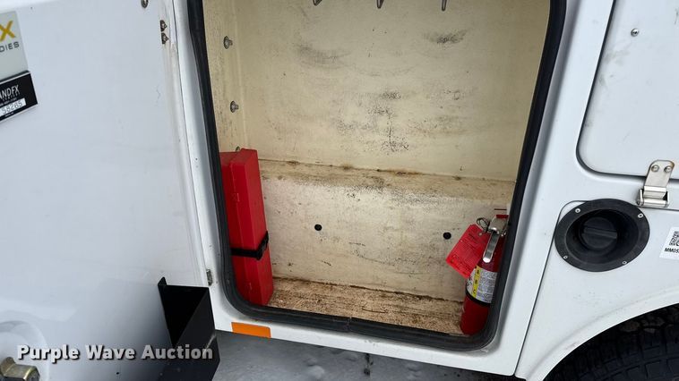 image for item EA2137 2016 Chevrolet Silverado 2500HD utility bed pickup truck