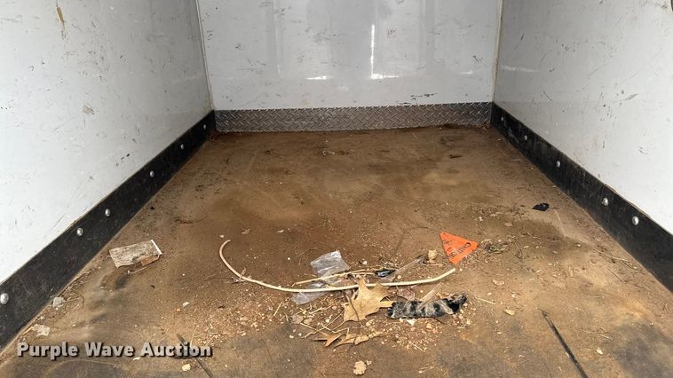 image for item EA2137 2016 Chevrolet Silverado 2500HD utility bed pickup truck