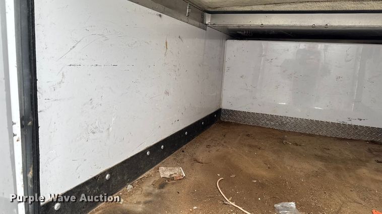 image for item EA2137 2016 Chevrolet Silverado 2500HD utility bed pickup truck