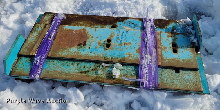 image for item EA2768 Volvo snow blade