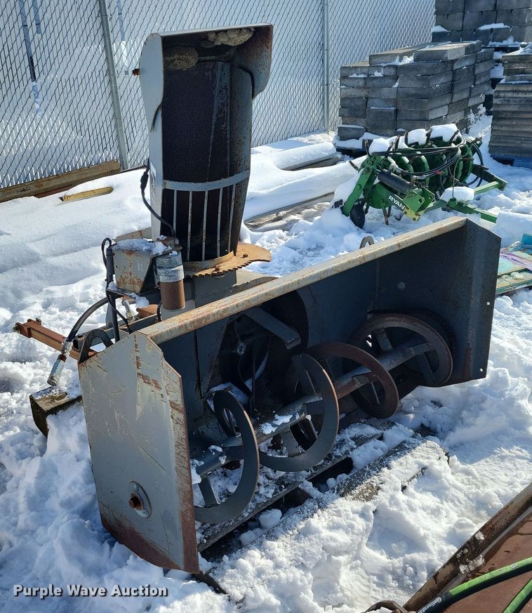 image for item EA2773 Loftness 541E snow blower