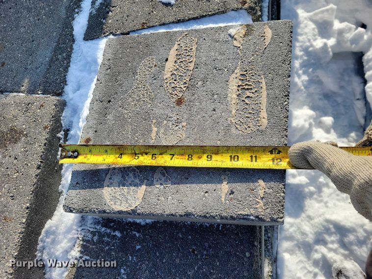 image for item EA2774 Versa Lock stone block