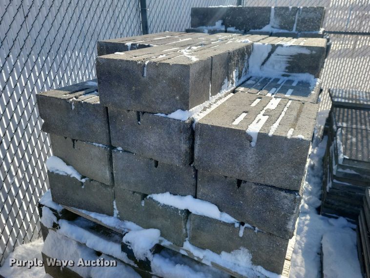 image for item EA2774 Versa Lock stone block