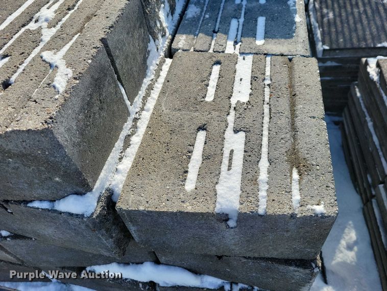 image for item EA2774 Versa Lock stone block