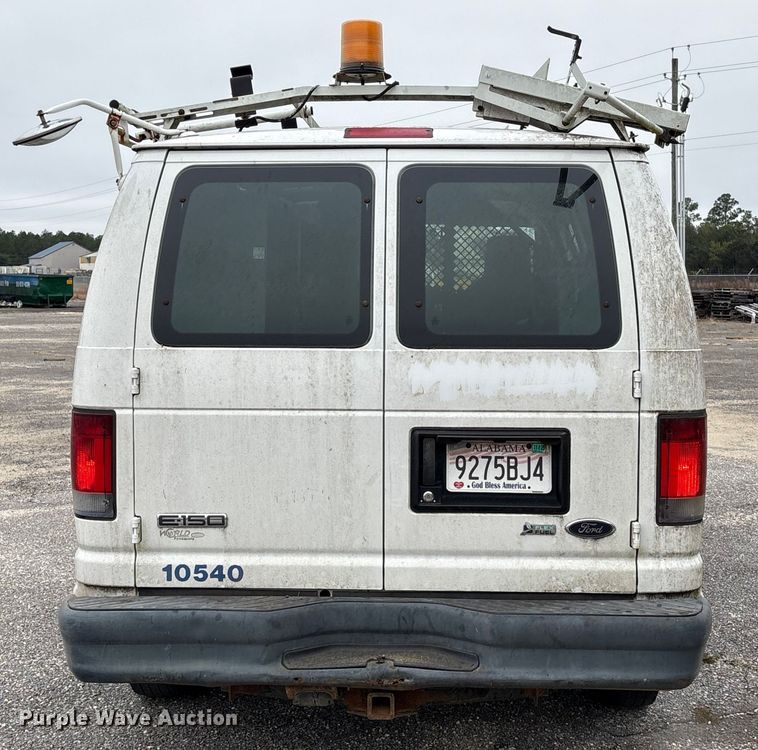 image for item EA7126 2009 Ford E150 van