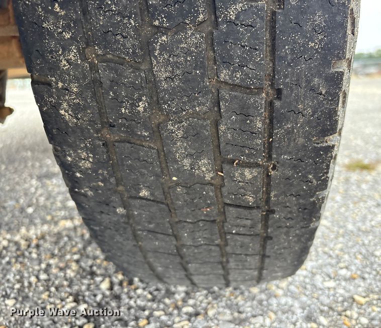 image for item EA7126 2009 Ford E150 van