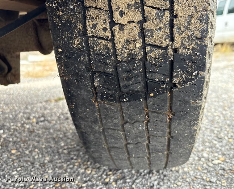 image for item EA7126 2009 Ford E150 van