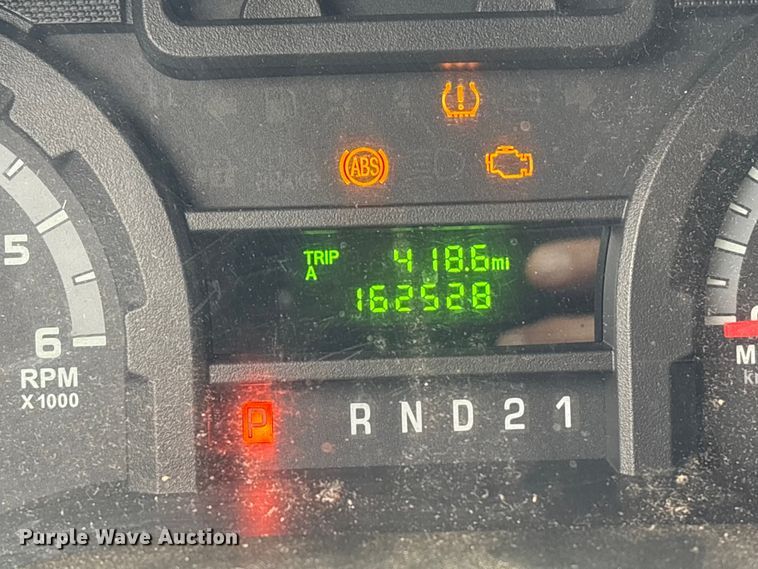 image for item EA7126 2009 Ford E150 van