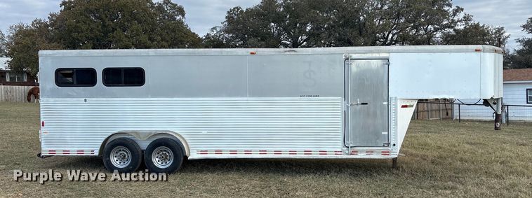 image for item EA7801 2001 Sundowner Trailer livestock trailer