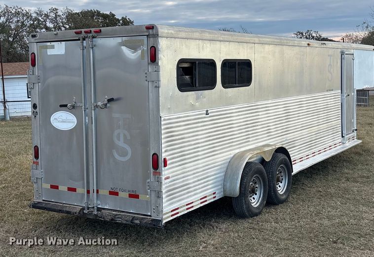 image for item EA7801 2001 Sundowner Trailer livestock trailer
