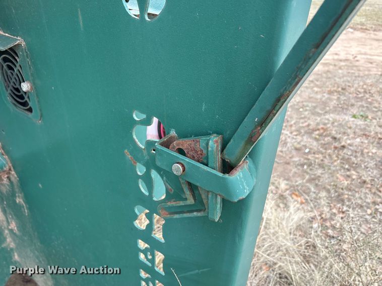 image for item EA7805 Pro Screen screen