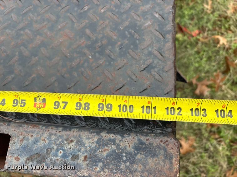 image for item EA7807 1999 Chevrolet C3500 flatbed pickup truck