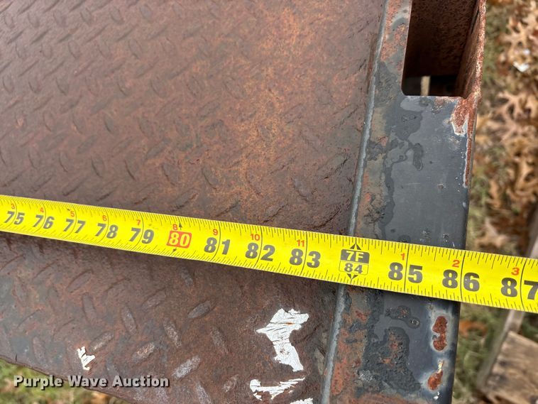 image for item EA7807 1999 Chevrolet C3500 flatbed pickup truck