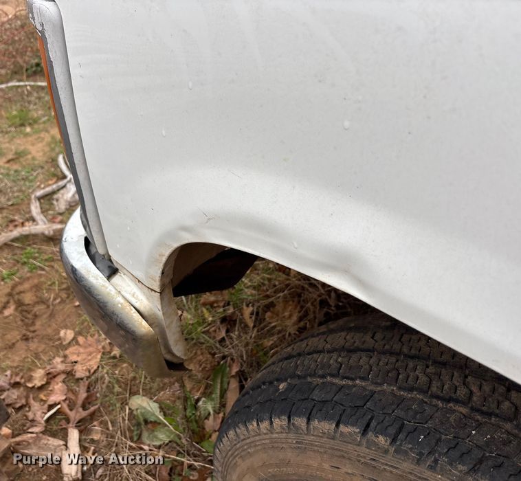 image for item EA7807 1999 Chevrolet C3500 flatbed pickup truck