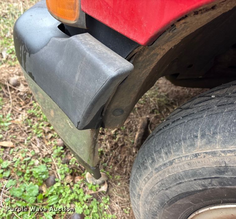 image for item EA7808 2002 Chevrolet Silverado Ext. Cab pickup truck