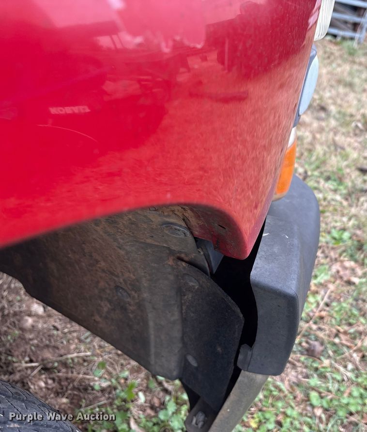 image for item EA7808 2002 Chevrolet Silverado Ext. Cab pickup truck