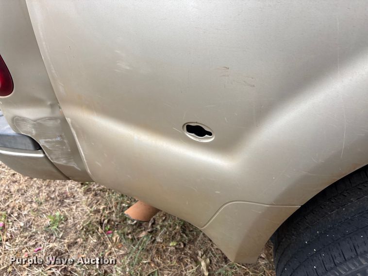 image for item EA7809 2009 Ford F350 Super Duty SuperCab pickup truck