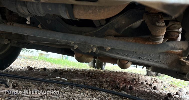 image for item EA7809 2009 Ford F350 Super Duty SuperCab pickup truck