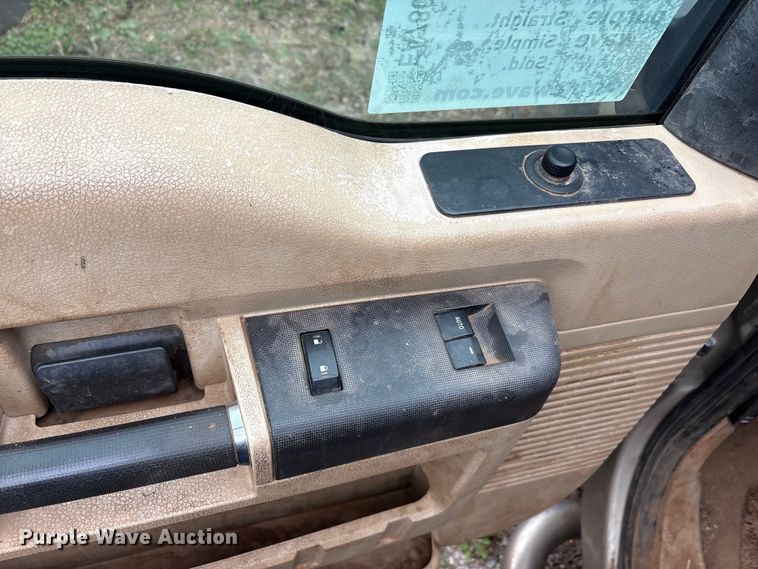 image for item EA7809 2009 Ford F350 Super Duty SuperCab pickup truck