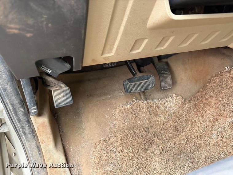 image for item EA7809 2009 Ford F350 Super Duty SuperCab pickup truck