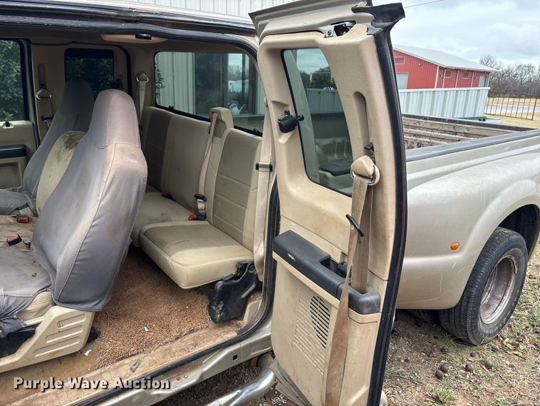 image for item EA7809 2009 Ford F350 Super Duty SuperCab pickup truck